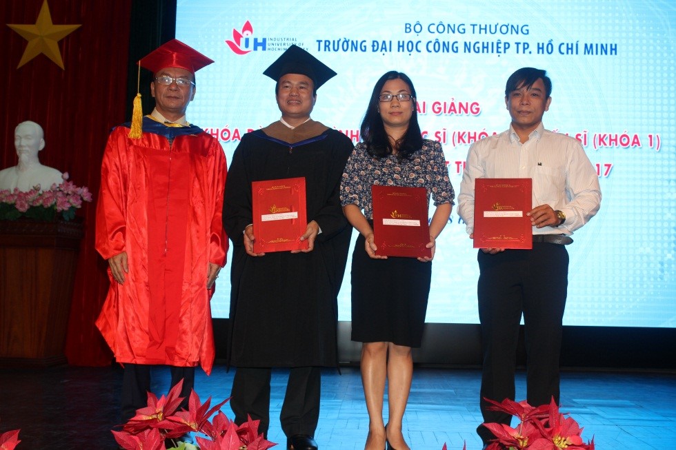 Khai giảng khóa tiến sĩ đầu tiên ngành quản lý tài nguyên và môi trường